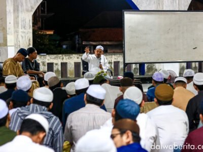 Ilustrasi Persiapan SPM dengan Seminar Pelatihan Mengajar Bersama Ustad Hasan Basri, yang diikuti para santri kelas 2 aliyah Dalwa angkatan Ahbabul Mushtofa