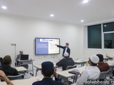 Kuliah Jurnalistik Dalwa Berita
