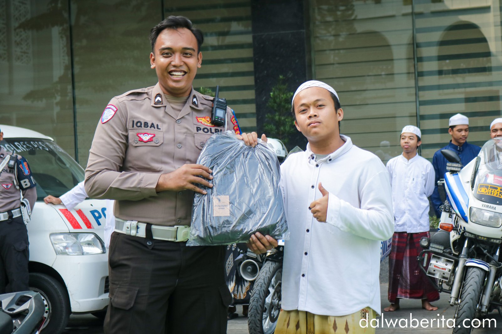 Apresiai Polres Pasuruan kepada Santri yang praktek