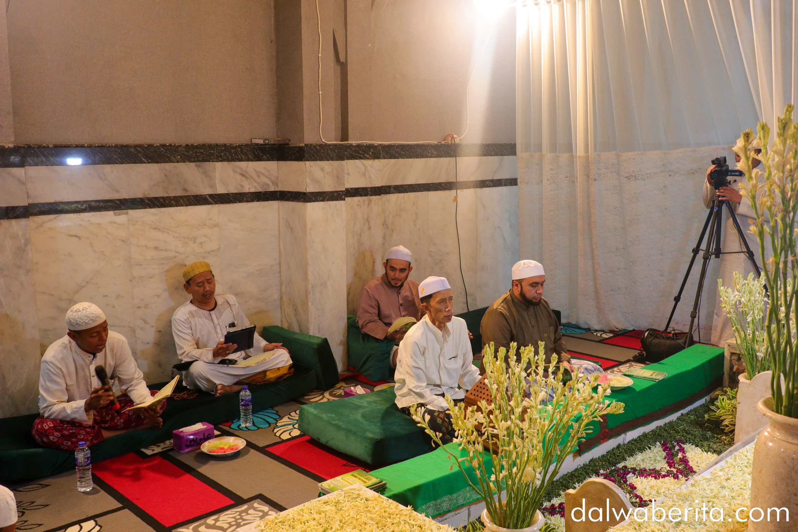 Pembacaan Hadroh Basaudan Dalwa