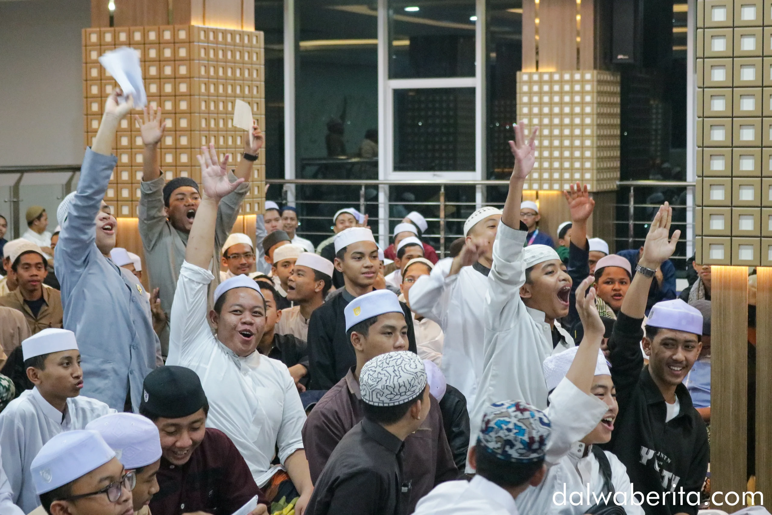 Keseruan Kegiatan Talk Show Santri Baru Dalwa
