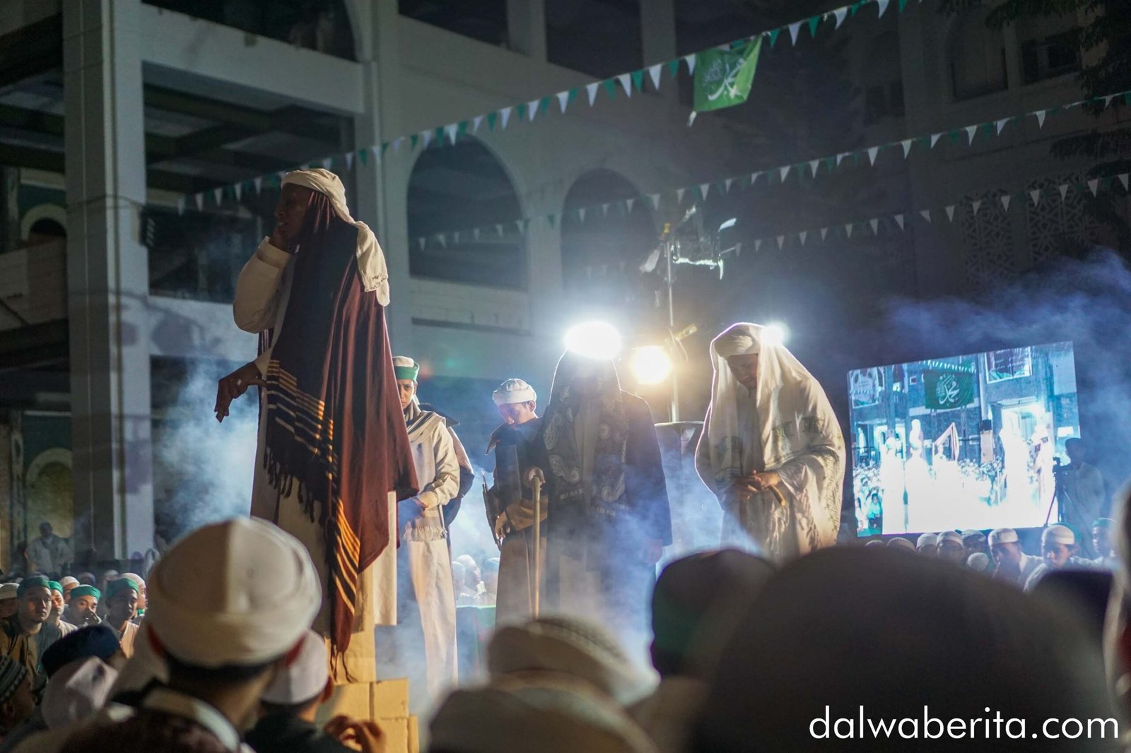 Drama Islami UKM Thema pada maulid akbar Dalwa