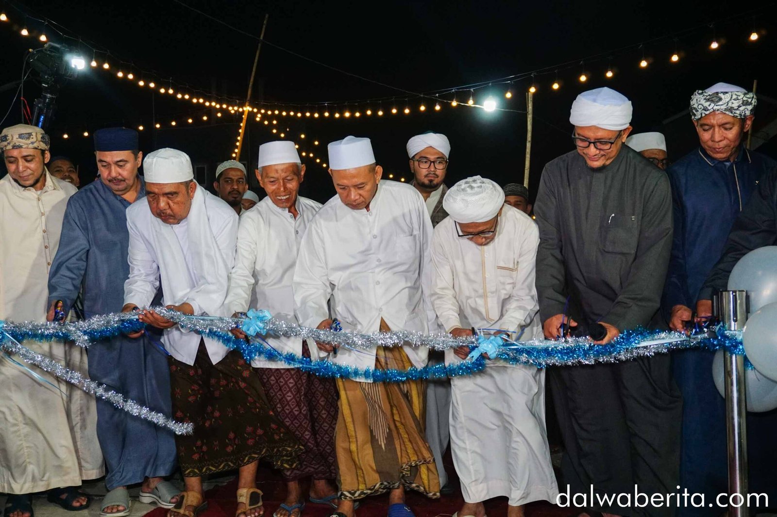 Peresmian bangunan baru Majelis Darussholihin Al-Mubarok