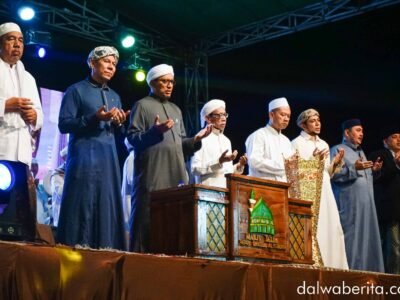 Pembukaan Majelis Darussholihin Al-Mubarok di Desa Raci