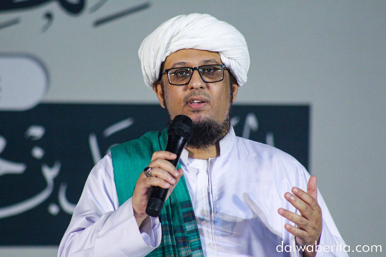 al-Habib Muhammad bin Mushtofa as-Segaf dalam tausyiahnya