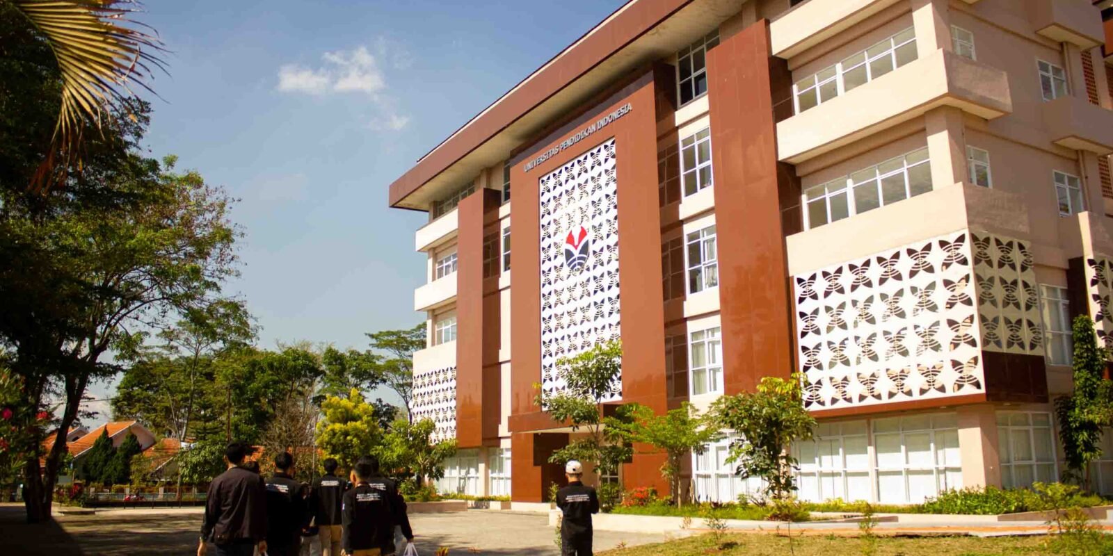 Kunjungan BEM UII Dalwa ke UPI Cibiru