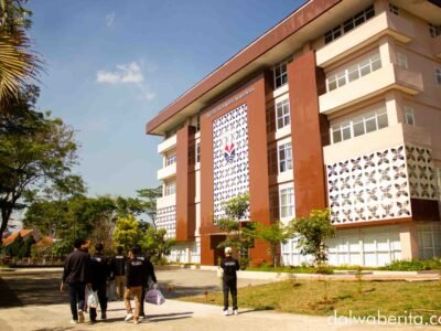 Kunjungan BEM UII Dalwa ke UPI Cibiru