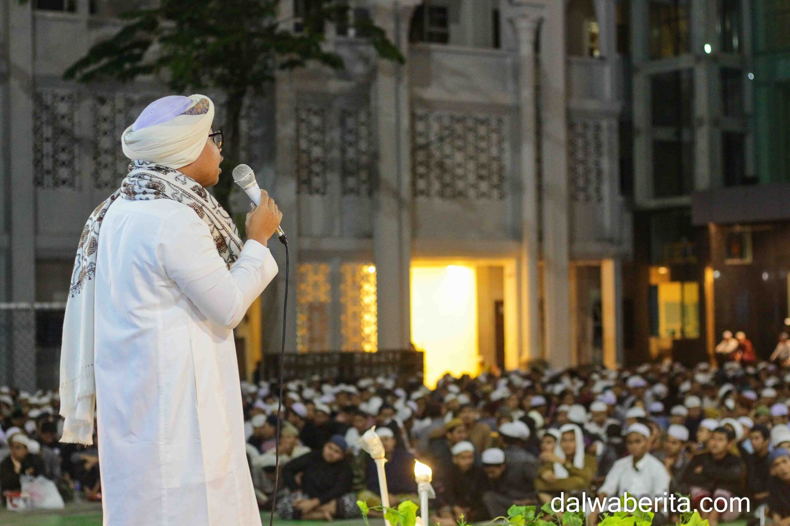 Muhadhoroh Maidan Dalwa: Ajak Dakwah Dengan Perilaku