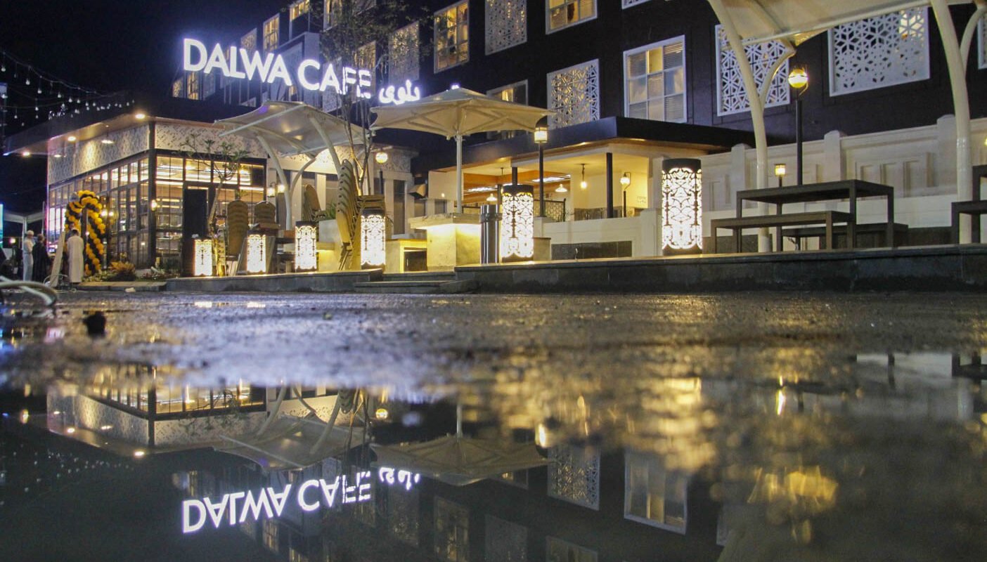 Dalwa Cafe River Resmi Dibuka, Hadir dengan Konsep Café Syariah